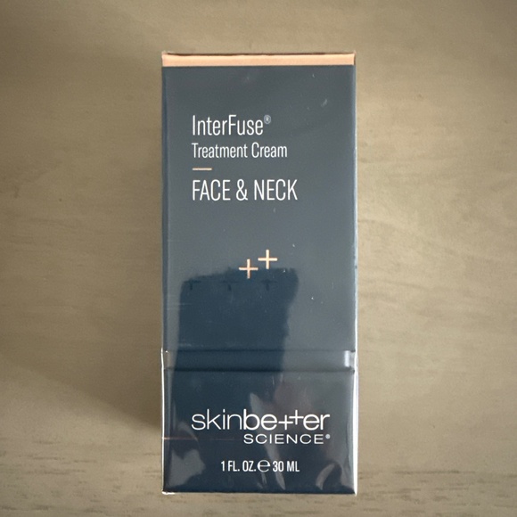 InterFuse Treatment Cream FACE & NECK - Picture 1 of 3